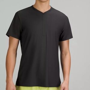 NWT Lululemon Tennis Shirt Vented Zip Up Black Size XL